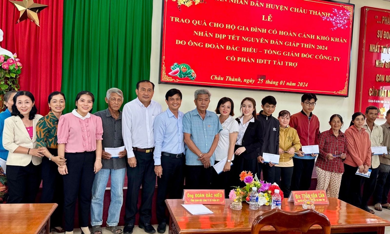 IDTT LUÔN HƯỞNG ỨNG VÀ ĐỒNG HÀNH CÙNG CÁC PHÒNG TRÀO, HOẠT ĐỘNG XÃ HỘI, ĐỀN ƠN ĐÁP NGHĨA TRÊN ĐỊA BÀN TỈNH LONG AN