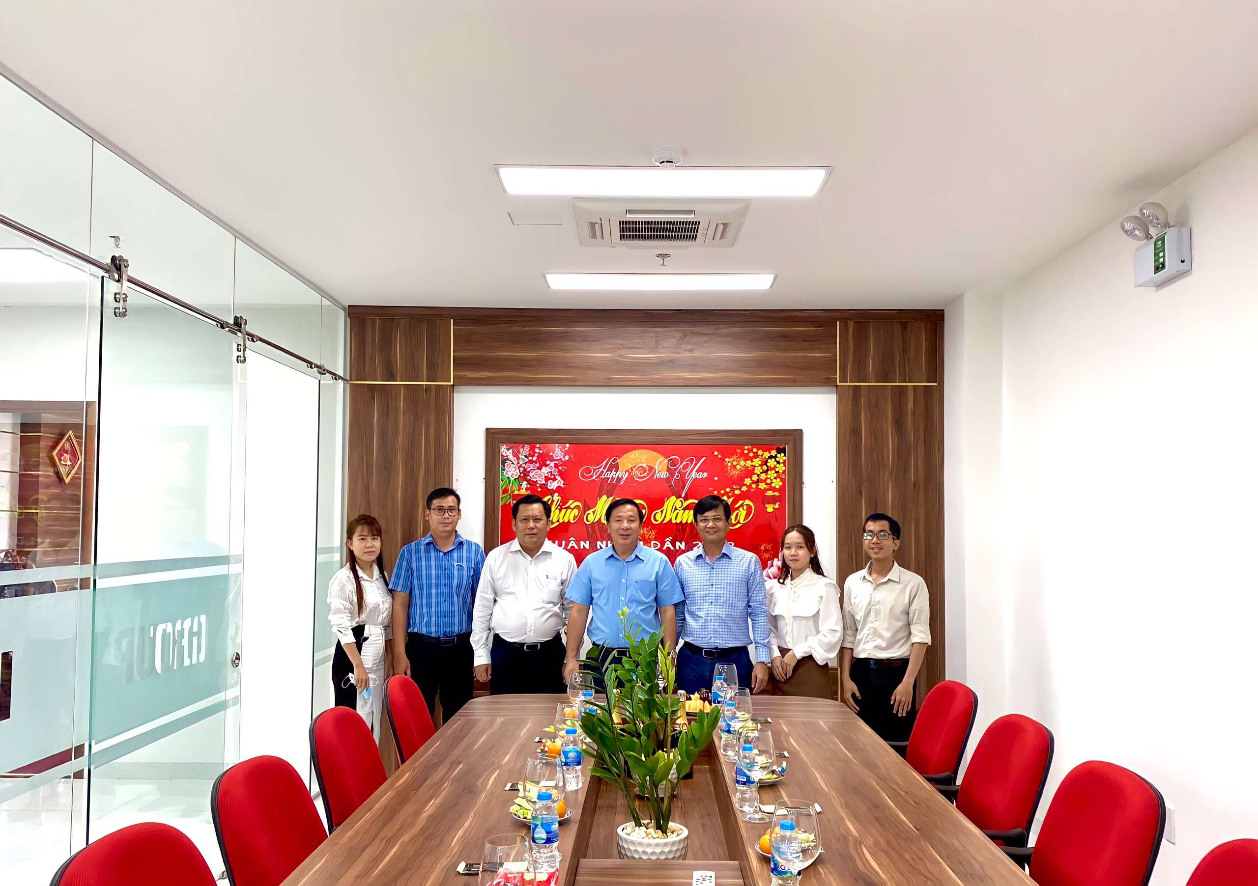 LÃNH ĐẠO TỈNH LONG AN ĐẾN THĂM, CHÚC TẾT XUÂN NHÂM DẦN 2022 BAN LÃNH ĐẠO VÀ CBCNV CÔNG TY CỔ PHẦN IDTT