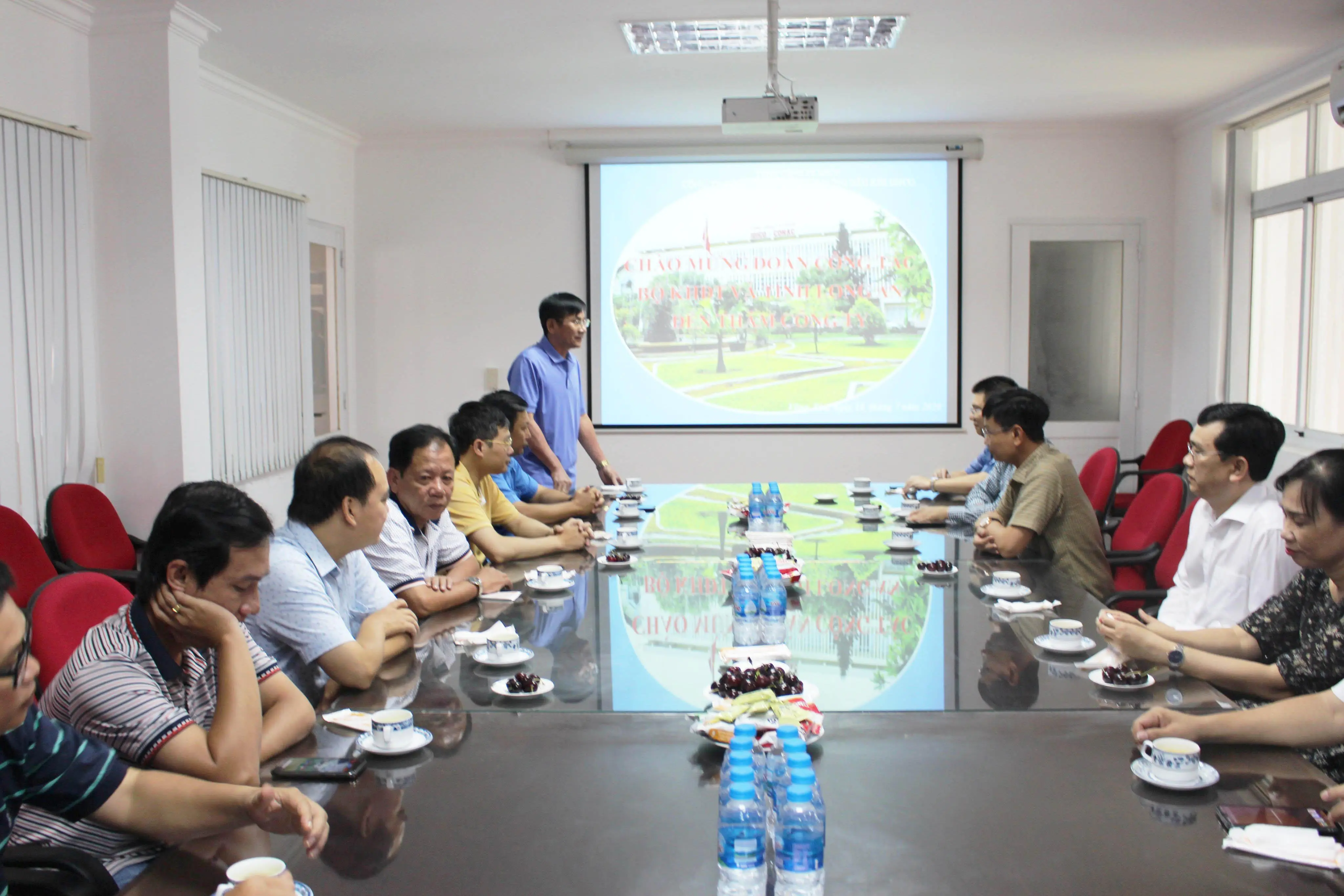 IDTT TIẾP ĐOÀN CÔNG TÁC CỤC QUẢN LÝ ĐẤU THẦU – BỘ KẾ HOẠCH VÀ ĐẦU TƯ CÙNG ĐOÀN CÁN BỘ UBND TỈNH LONG AN