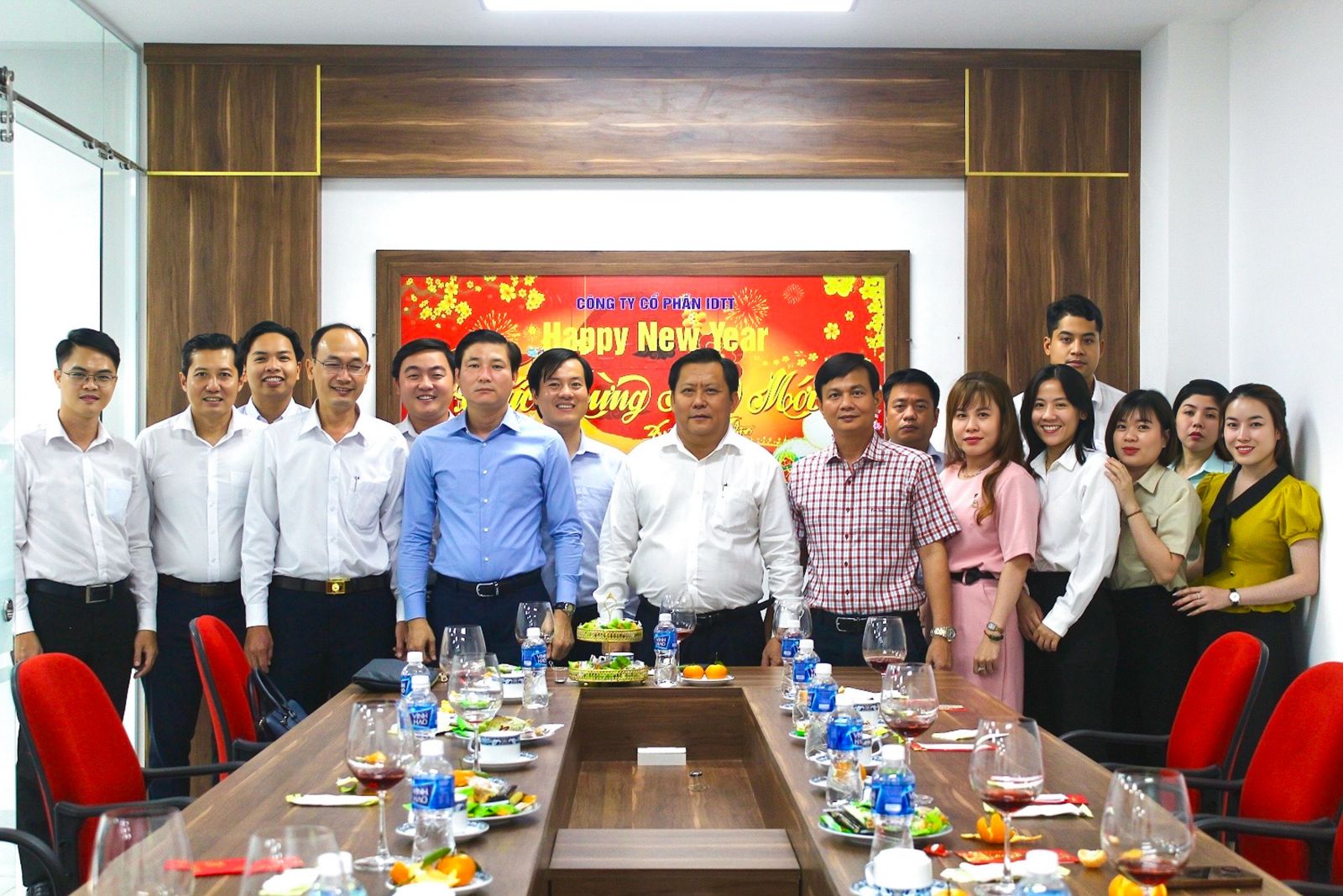 LÃNH ĐẠO TỈNH LONG AN ĐẾN THĂM, CHÚC TẾT XUÂN GIÁP THÌN 2024 BAN LÃNH ĐẠO VÀ CBCNV CÔNG TY CỔ PHẦN IDTT