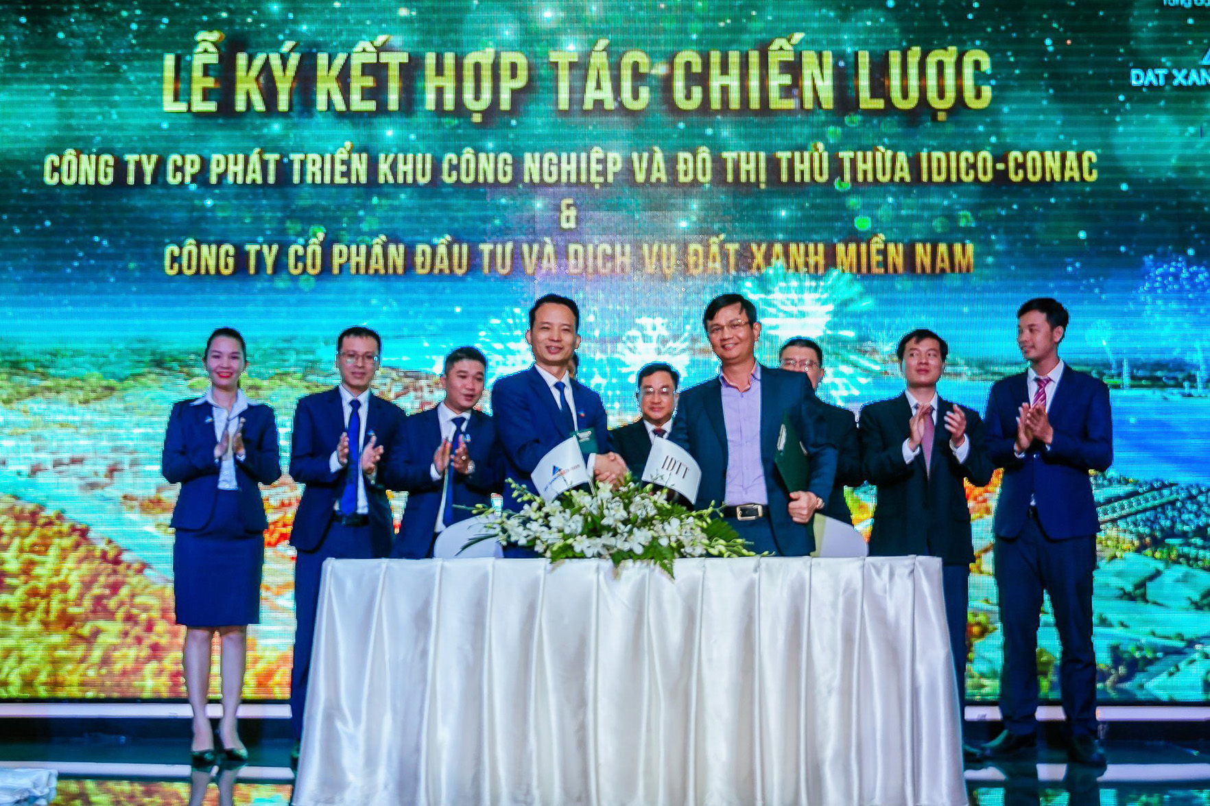 LỄ KÝ KẾT HỢP TÁC CHIẾN LƯỢC GIỮA IDTT VÀ ĐẤT XANH MIỀN NAM DỰ ÁN GARDEN RIVERSIDE